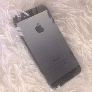 iPhone 5 16 GB unlocked pre-loved, good condition - working EXCEPT no sound